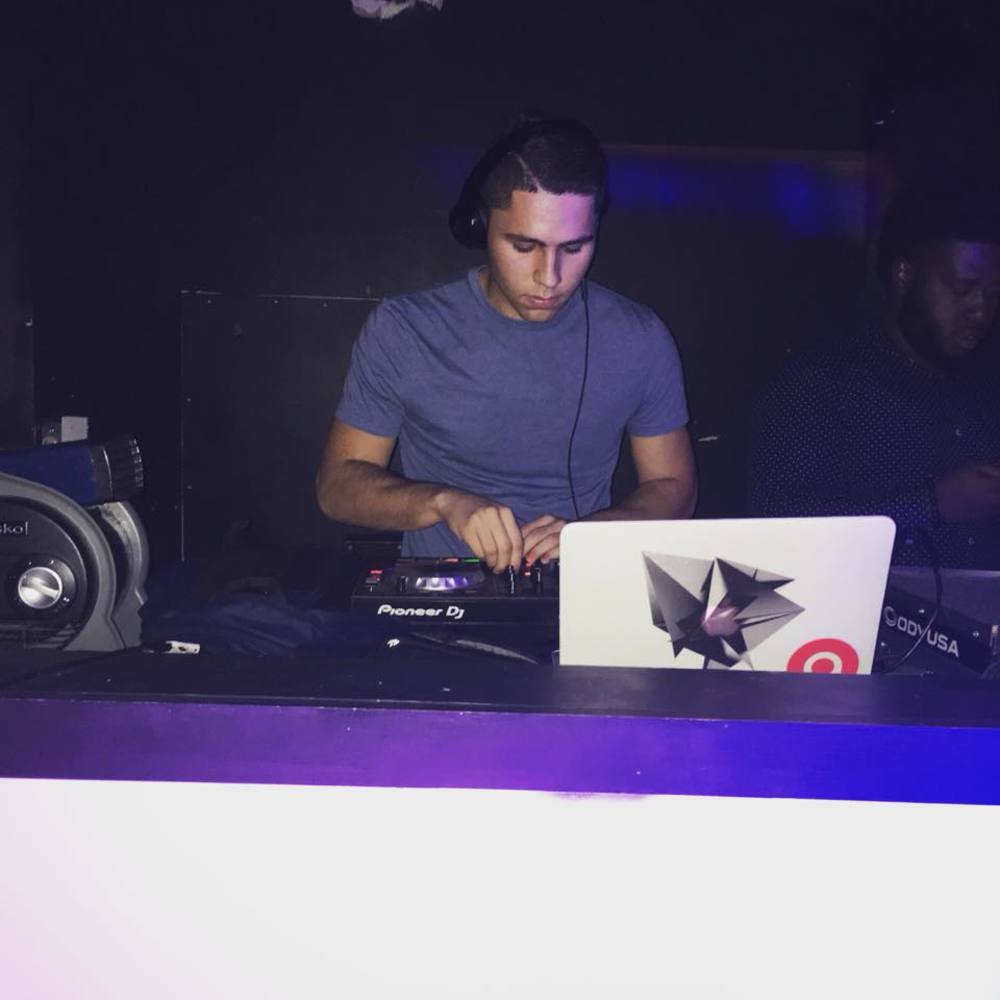 Meet your Posher, Jonny
